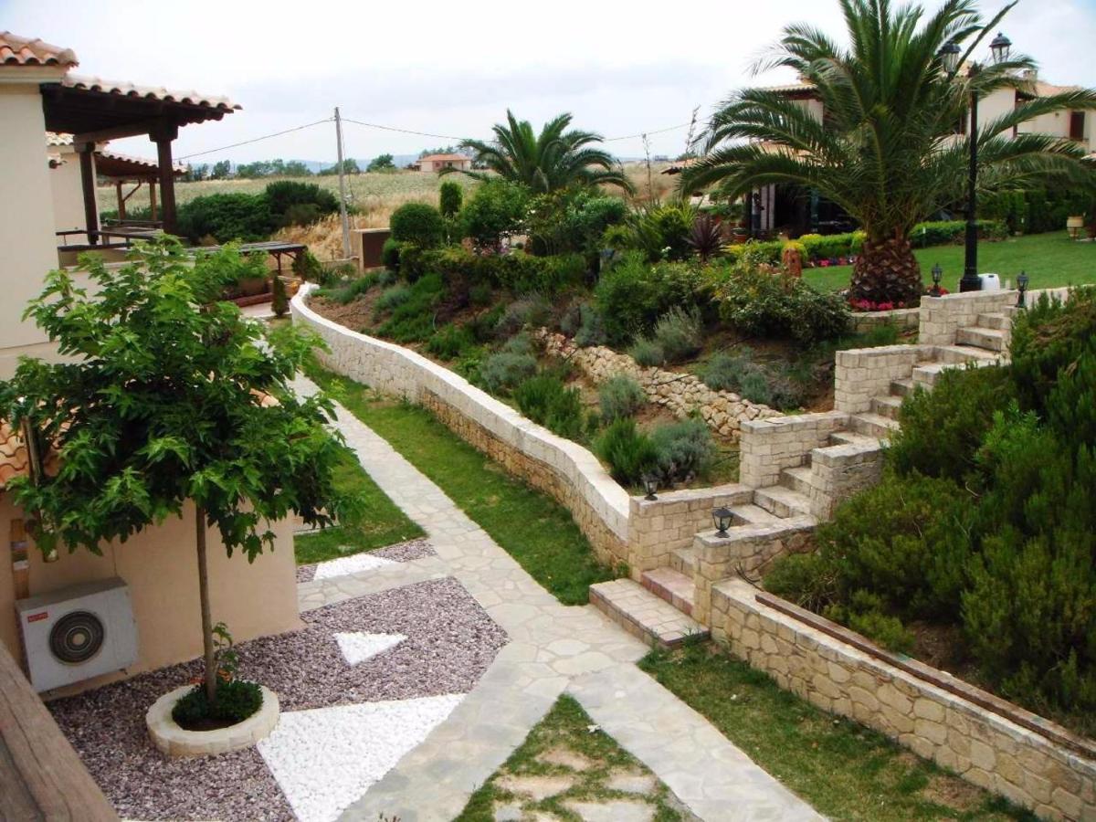 Porto Thea Alexandra Shared Pool Villa, Άφυτος Εξωτερικό φωτογραφία