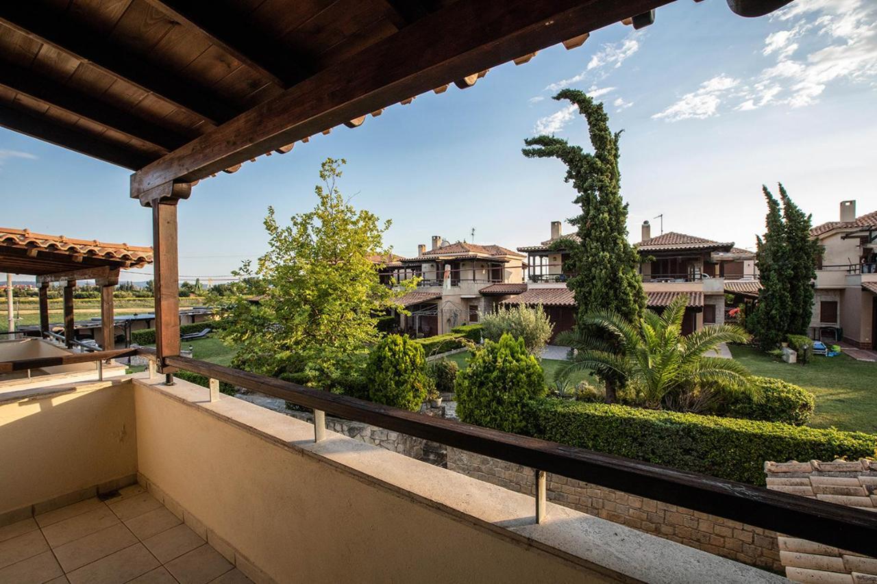 Porto Thea Alexandra Shared Pool Villa, Άφυτος Εξωτερικό φωτογραφία